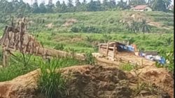 Diduga Biarkan Aktivitas PETI di Area Perkebunan, Humas PT TKBM Bungkam
